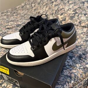 Jordan Men's Black, White, and Olive Sneakers